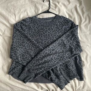 Abercrombie Cheetah Black and Grey Cropped Sweatshirt
